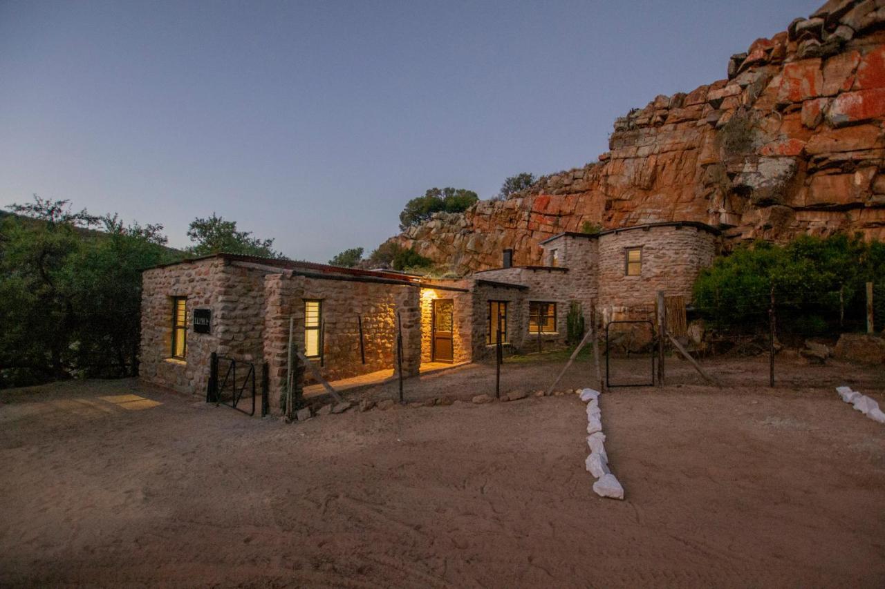 Desert Wind Private Guest And Game Farm Montagu Exterior foto
