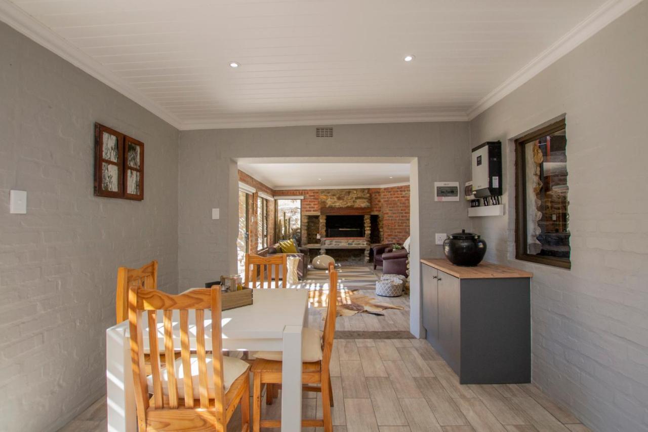 Desert Wind Private Guest And Game Farm Montagu Exterior foto