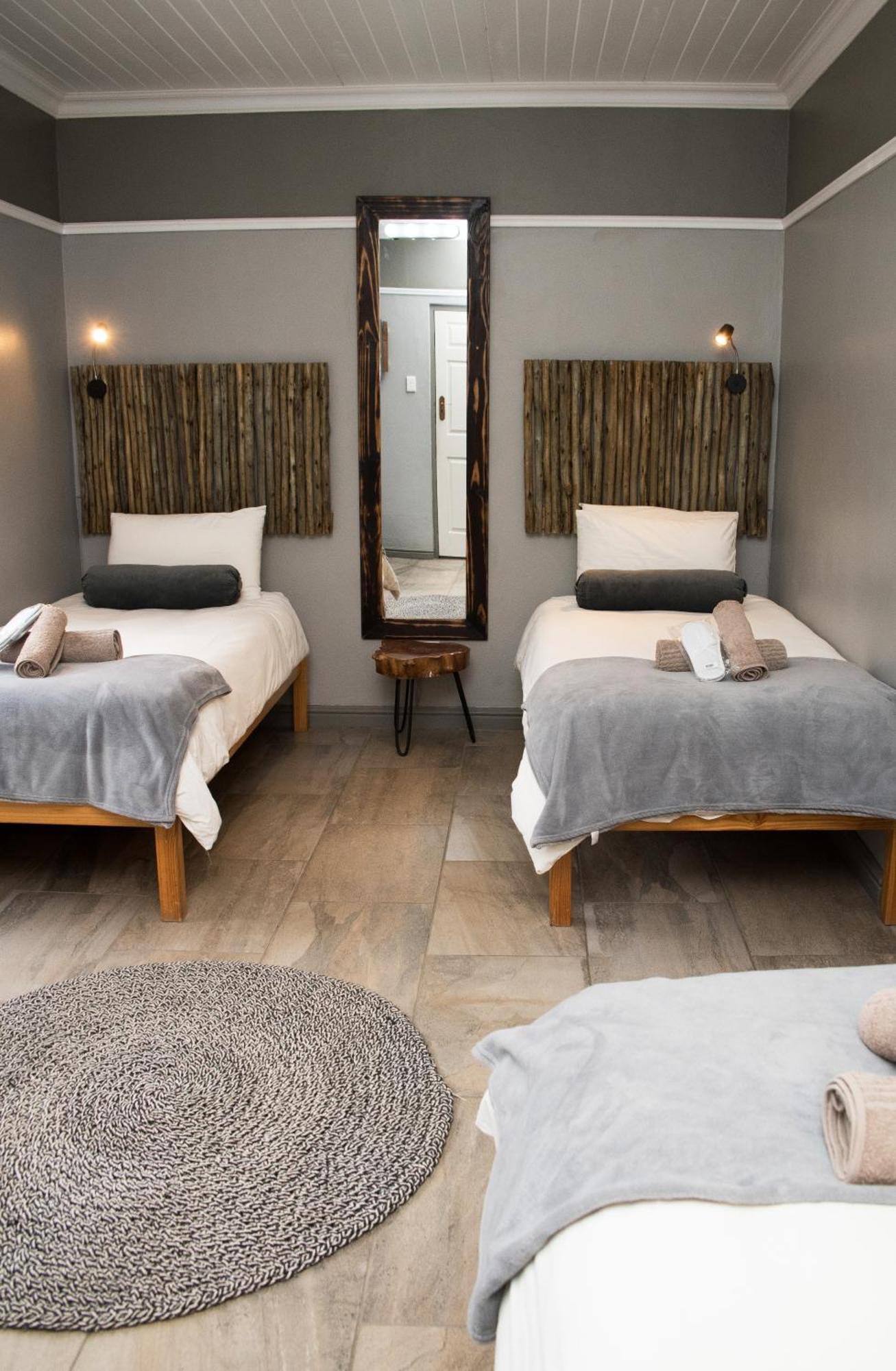 Desert Wind Private Guest And Game Farm Montagu Exterior foto